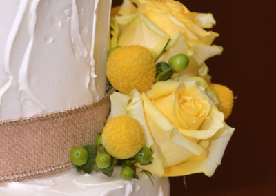 weddings-details-yellow-roses-dunstable-ma