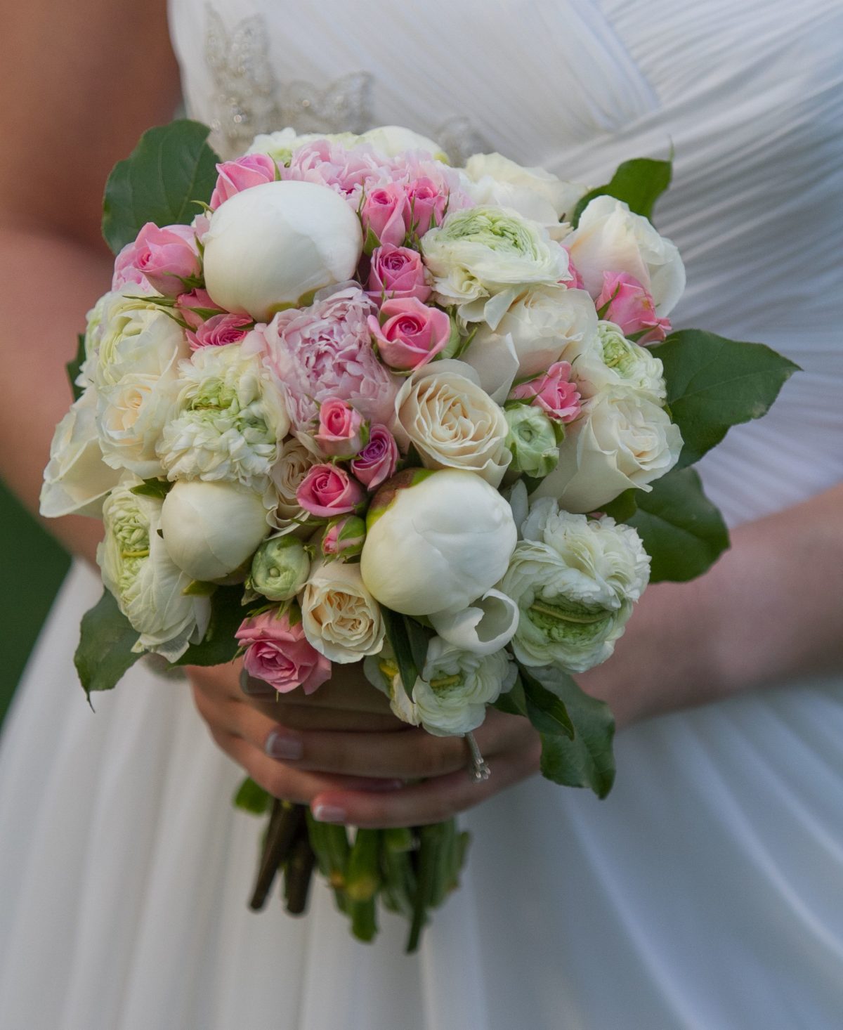 weddings-bridal-bouquet-white-rose-of-sharon-dunstable-ma
